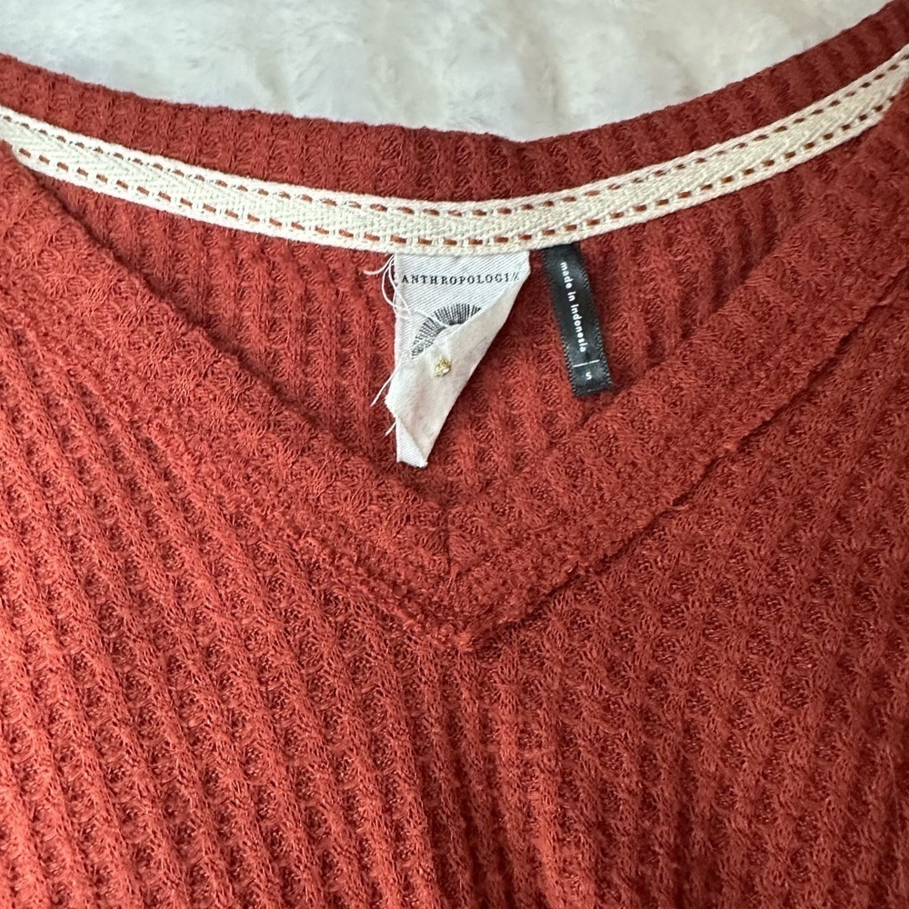 Anthropologie Akemi + Kin Rust Knotted Thermal Waffle Knit V-Neck Top Size S - Picture 6 of 8